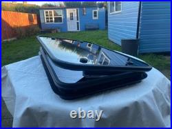 460 x 710mm Skylight Hatch 90° Full Opening, Camper Van, Caravan, Motorhome