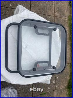 550 x 550mm Skylight Hatch 90° Full Opening, Camper Van, Caravan, Motorhome