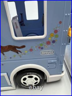 Breyer Traditional Horse Trailer Camper Van RV Motorhome 2008 19 Long RETIRED