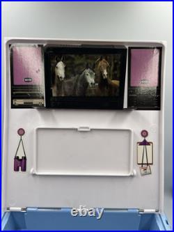Breyer Traditional Horse Trailer Camper Van RV Motorhome 2008 19 Long RETIRED