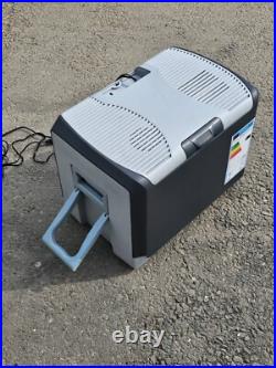 Halfords 40L Mains 12V/24V Camping Electric Coolbox caravan camper van motorhome Halfords 40L Mains 12V/24V Camping Electric Coolbox caravan camper van motorhome